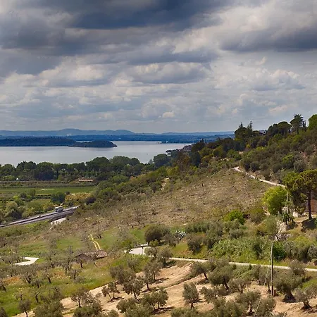 Monteluce Lake * Passignano sul Trasimeno